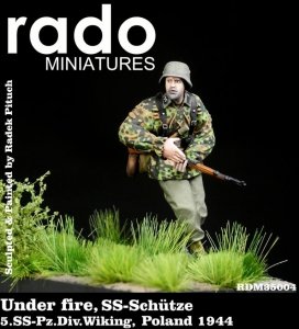 RADO Miniatures RDM35004 Under fire SS-Schutze 5.SS-Pz.Div. Wiking Poland 1944 1/35