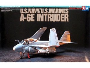 Tamiya 60742 U.S. Navy/U.S. Marines A-6E Intruder (1:72)
