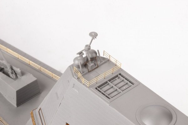 Eduard 53288 USS DDG-1000 Zumwalt SNOWMAN MODELS, TAKOM 1/350