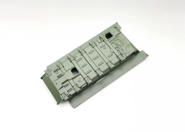 Amusing Hobby 35A039 T-72M2 &quot;Moderna&quot; Slovak MBT 1/35