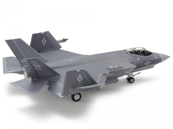 Tamiya 61127 Lockheed Martin F-35C Lightning II 1/48