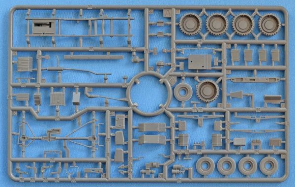 ACE 72458 JACAM 4x4 Unimog for long-range patrol missions 1/72