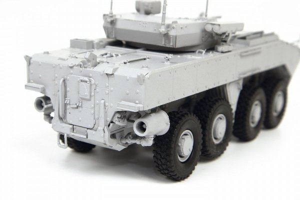 Zvezda 5040 Russian IFV Bumerang 1/72