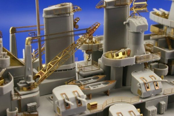 Eduard 53018 USS BB-55 North Carolina 1/350 Trumpeter