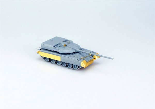 Modelcollect UA72057 Russian T-80UM2 (Black eagle) Main Battle Tank (1:72)