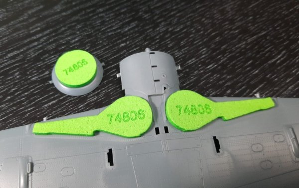 Omask 74806 Fw 190 A-7/A-8/F wheel bay plugs (for Eduard) 1/48