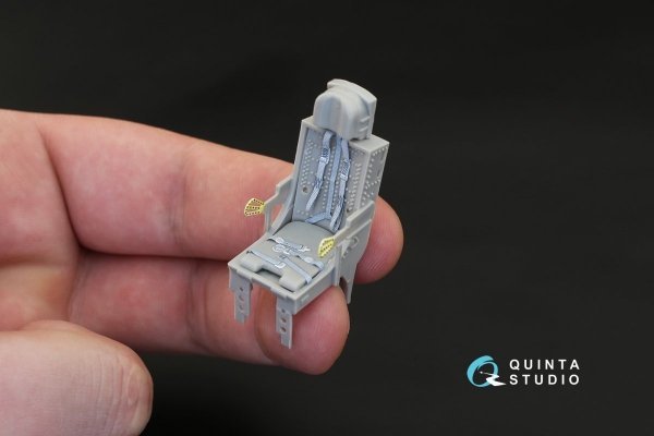 Quinta Studio QD32042 F-105G 3D-Printed &amp; coloured Interior on decal paper (for Trumpeter kit) 1/32