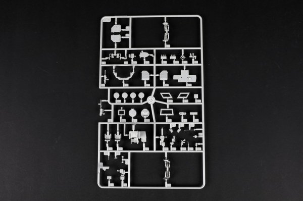Trumpeter 07402 Fennek LGS - German Version 1/72