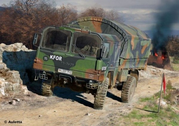 Revell 03300 LKW 5t. mil gl (1:72)