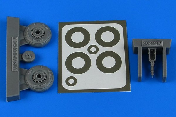 Aires 4808 Macchi Mc.202 - early wheels &amp; paint masks 1/48 HASEGAWA / EDUARD