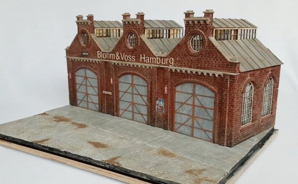 RT-Diorama 35285 Diorama-Base: &quot;Industrial Hangars&quot; 1/35