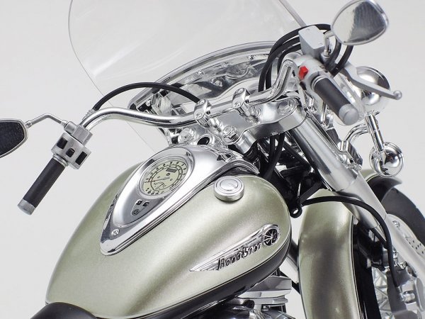 Tamiya 14135 Yamaha XV1600 RoadStar Custom 1/12