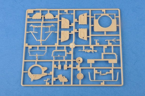 Hobby Boss 82469 Meng Shi 1.5 ton Military Light Utility Vehicle (1:35)