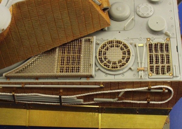 Eduard 35680 King Tiger Porsche 1/35 Dragon
