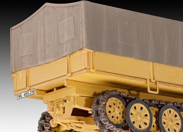 Revell 03263 Sd.Kfz. 7 (Late Production) (1:72)