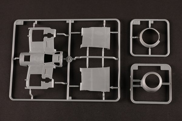 Hobby Boss 81788 F4U-1A/2 Corsair (2 in 1) 1/48
