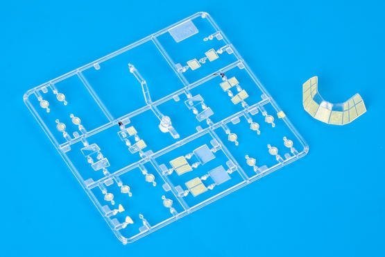 Eduard CX590 C-130H for ZVEZDA 1/72