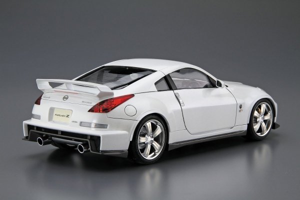 Aoshima 05522 Nissan Z33 Fairlady Z Nismo 07 1/24