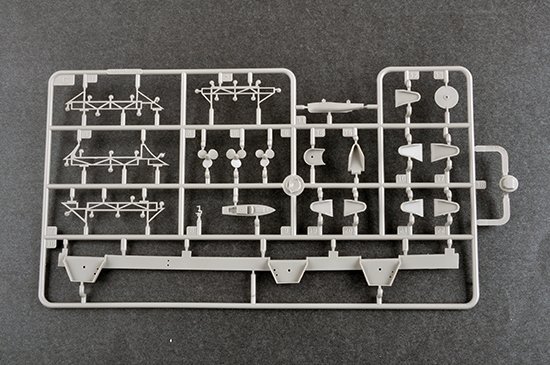 Trumpeter 05633 Aircraft Carrier Weser 1/350