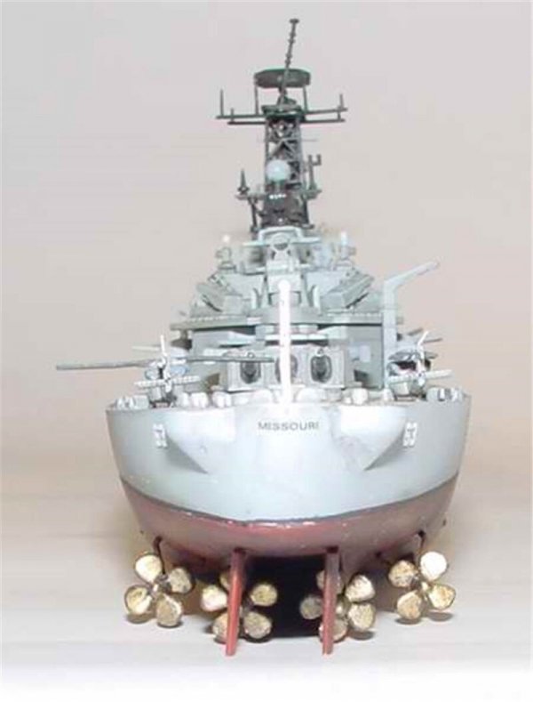 Trumpeter 05705 US Battleship BB-63 Missouri 1991Modern 1/700