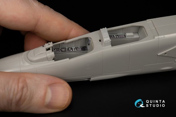 Quinta Studio QD48014 Mitsubishi T-2 3D-Printed coloured Interior on decal paper (Hasegawa) 1/48