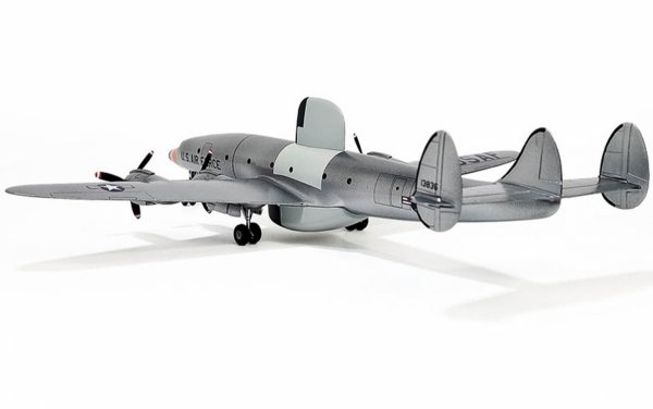 Academy 12637 USAF EC-121 Warning Star 1/144