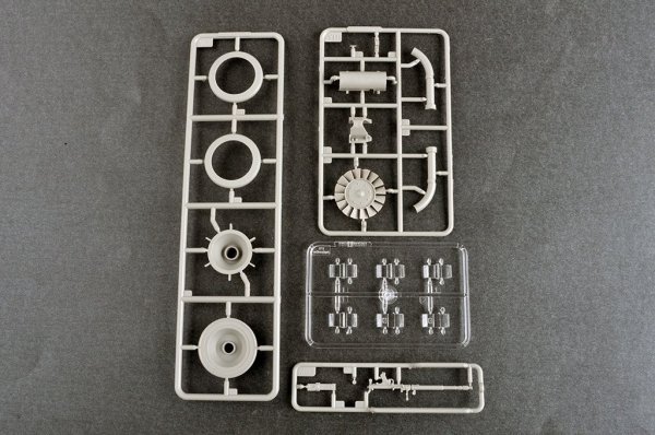 Trumpeter 00934 German Sd.Kfz 173 Jagdpanther Early Version 1/16