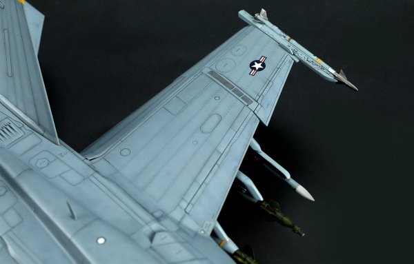 Meng LS-016 BOEING F/A-18F SUPER HORNET BOUNTY HUNTERS 1/48