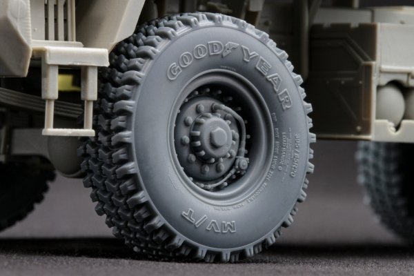 ScaleX WM 35012 HIMARS V2 Ordinary wheel set (for Trumpeter) 1/35
