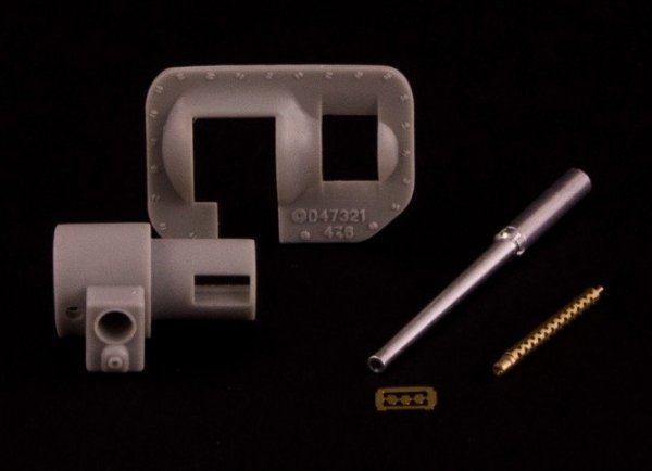 Panzer Art RE35-250 Mantlet with gun barrels for M3 Lee/Grant Tanks 1/35