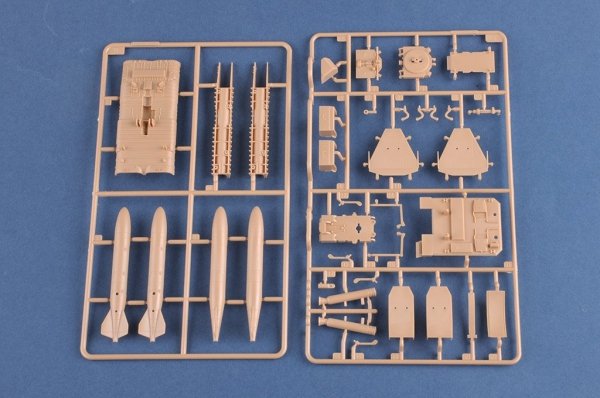 Hobby Boss 82937 Russian 4K51 Rubezh Coastal ASM with P-15 1/72