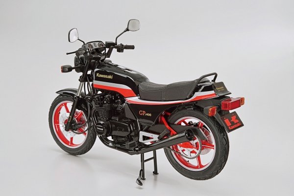 Aoshima 06267 Kawasaki KZ400M Z400GP 82 w/Custom Parts 1/12