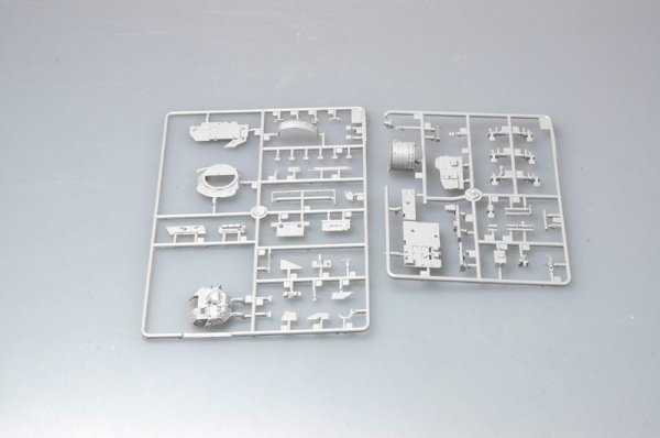 Trumpeter 07297 M2A2 ODS/ODS-E Bradley Fighting Vehicle (1:72)