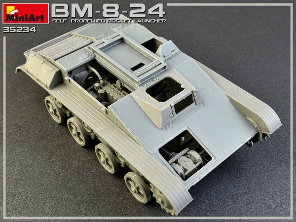 MiniArt 35234 BM-8-24 SELF-PROPELLED ROCKET LAUNCHER 1/35