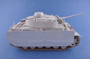 Heller 30321 Pz.Kpfw.III Ausf.J (5cm KwK 38 L/42), Ausf.J (5cm KwK 39 L/60), Ausf.L, Ausf.M 1/16