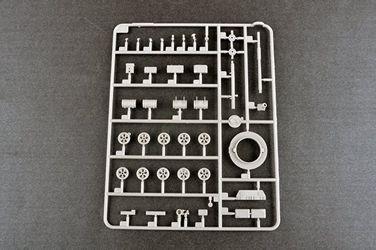 Trumpeter 07147 Russian T-62 Main Battle Tank Mod.1972 1/72