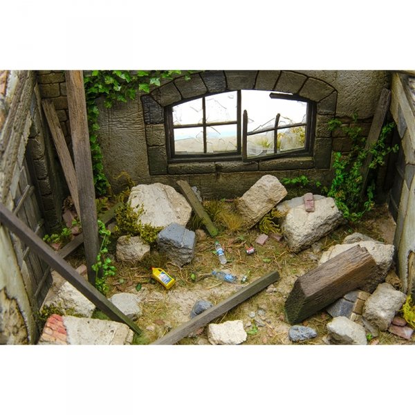 AK Interactive AK35018 BOTTLES &amp; CANS 1/35