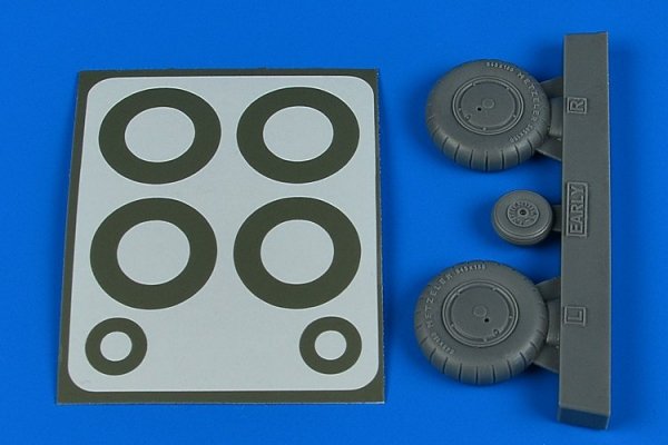 Aires 2245 Bf 108 wheels &amp; paint masks - early 1/32 EDUARD