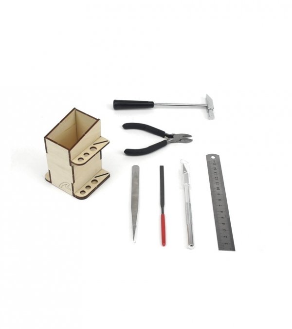 ARTESANIA LATINA 27005N Zestaw narzędzi - młotek, linijka, nożyk (skalpel), szczypce precyzyjne i tnące, pilnik