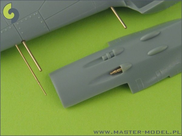 Master AM-72-013 Fw 190 A6 armament set (MG 17, MG 151 barrel tips) &amp; Pitot Tube