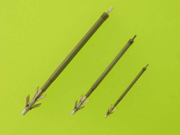 Master AM-48-126 Mi-24 (Hind D/E) - JakB-12.7 machine gun barrel and DUAS probe (metal and resin parts) 1:48