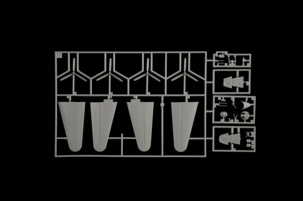 Italeri 1487 B-17F Flying Fortress 1/72