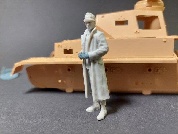 Panzer Art FI35-251 DAK Pz.lll/IV tank officer 1/35