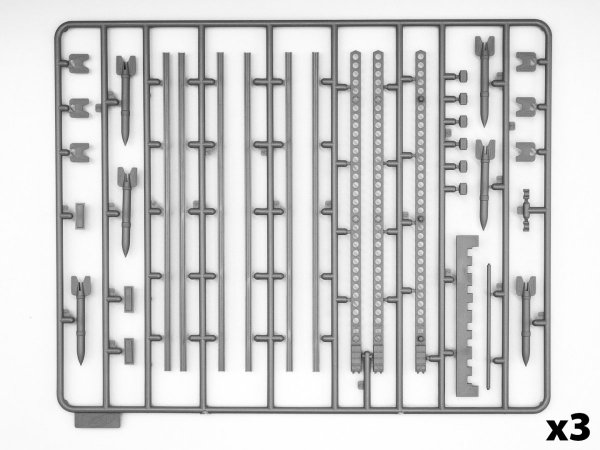 ICM 35596 BM-13-16 on G7107 chassis with Soviet crew 1/35