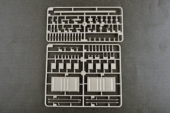 Trumpeter 01077 3M54 Club-k in 40-feet variant 1/35