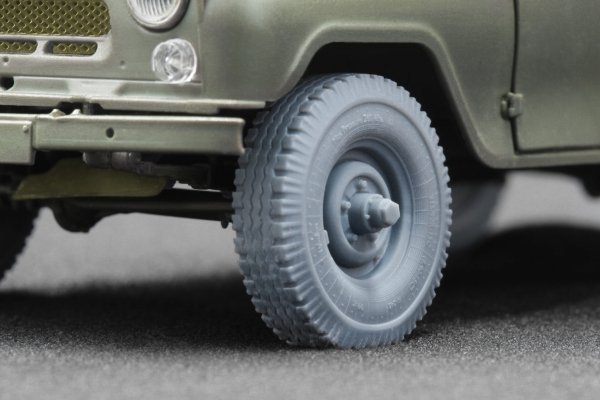 ScaleX WM 35007S UAZ 469 Sagged wheel set (for Trumpeter) 1/35