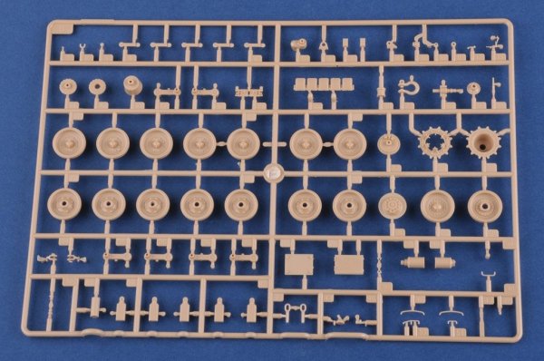 Hobby Boss 84502 Leopard C1A1 (Canadian MBT) 1/35