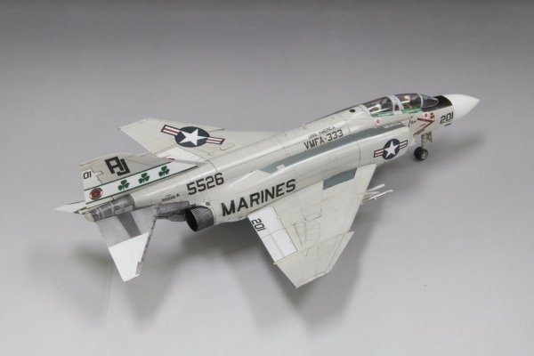 Fine Molds 72843 U.S. MARINE F-4J Jet Fighter MARINES 1/72