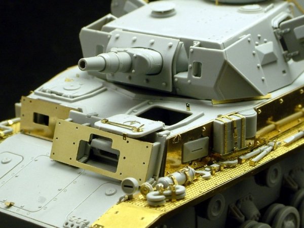 Voyager Model PE35096 Panzer IV Ausf. E 1/35