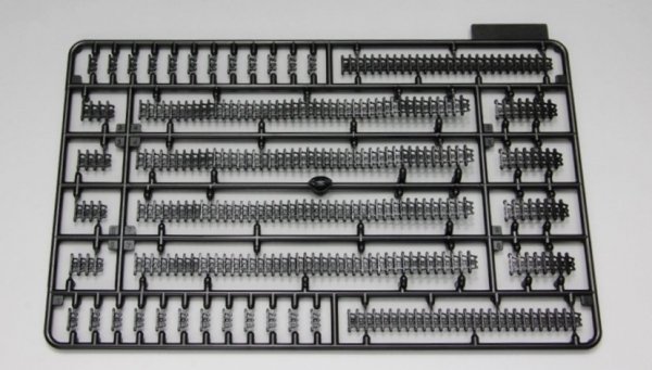 Fine Molds 35720 IJA Type 3 SPG Ho-Ni III Interior &amp; Caterpillar Set 1/35